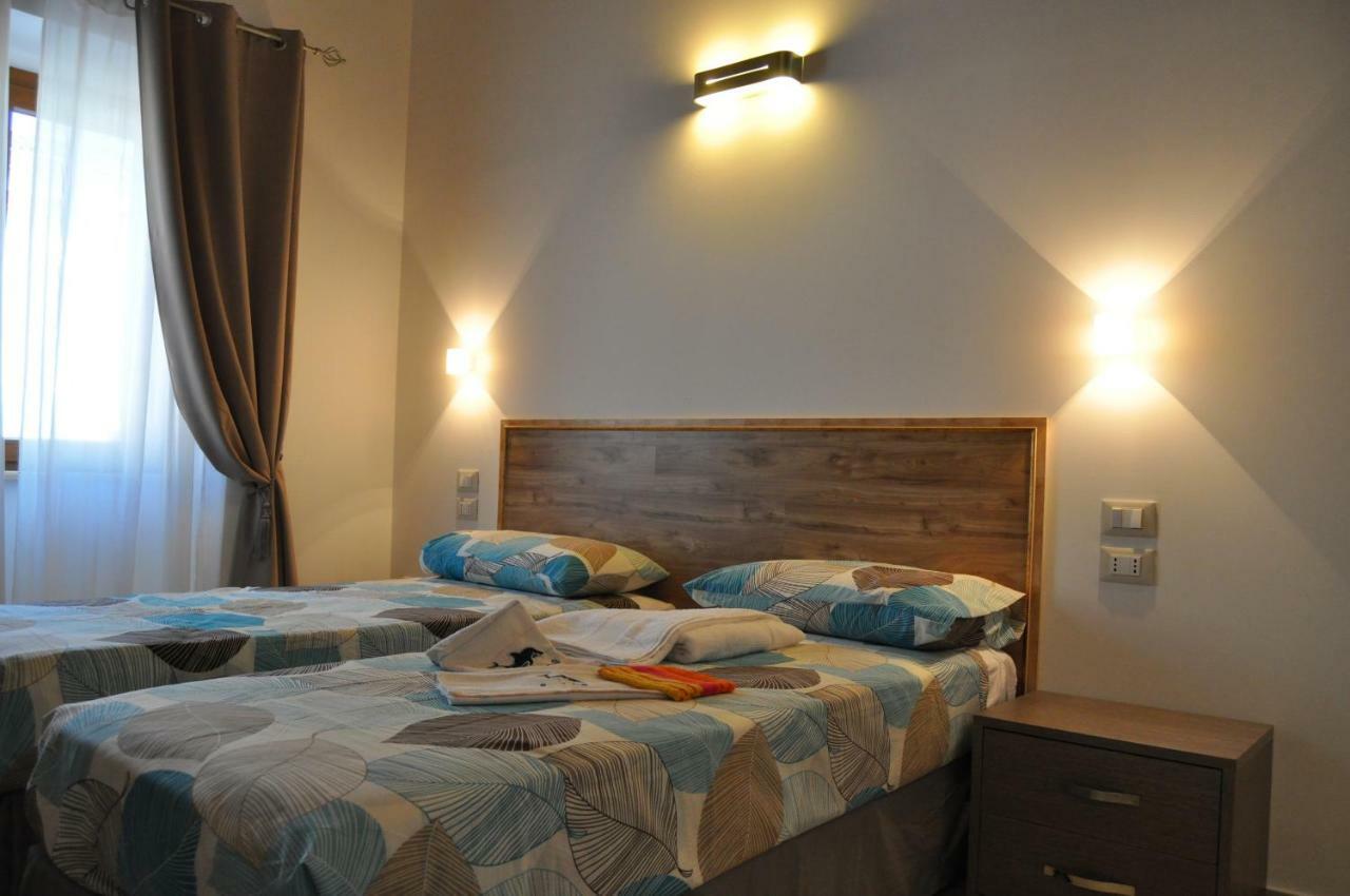 פאלרנה B&B Villa Marsico מראה חיצוני תמונה