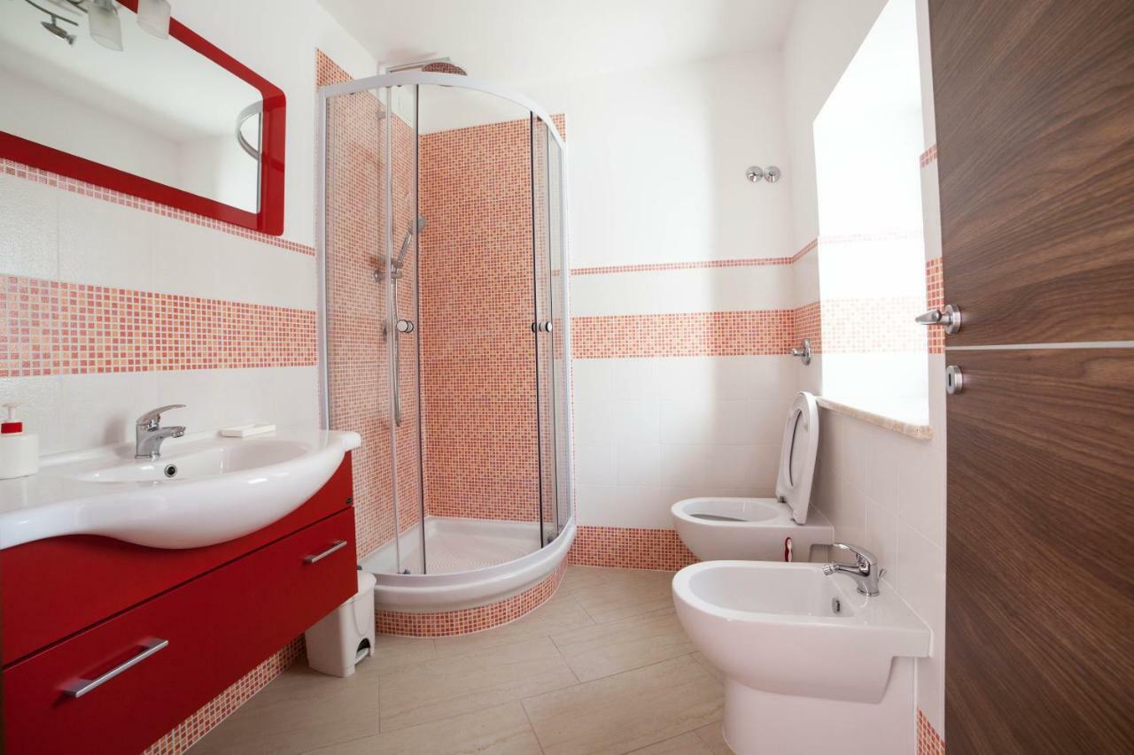 פאלרנה B&B Villa Marsico מראה חיצוני תמונה